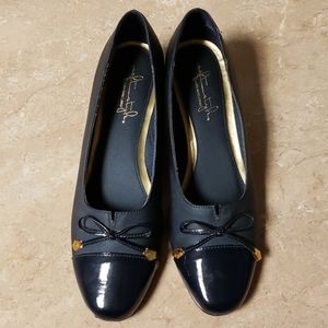 SOFT STYLE BY HUSH PUPPIES BLUE LOW HEEL